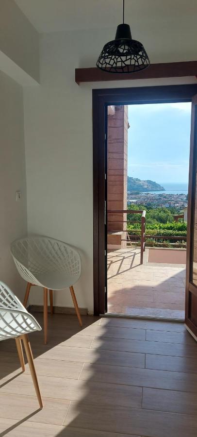 Golden View Apartments Myrina Limnos エクステリア 写真