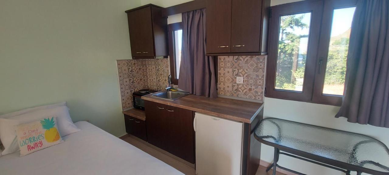 Golden View Apartments Myrina Limnos エクステリア 写真