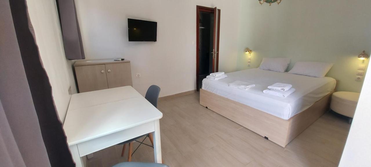 Golden View Apartments Myrina Limnos エクステリア 写真
