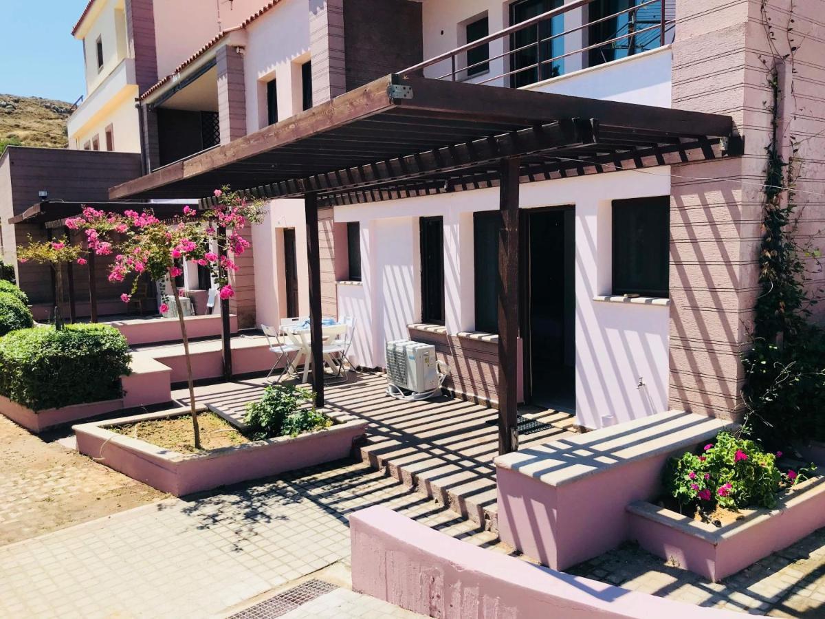 Golden View Apartments Myrina Limnos エクステリア 写真